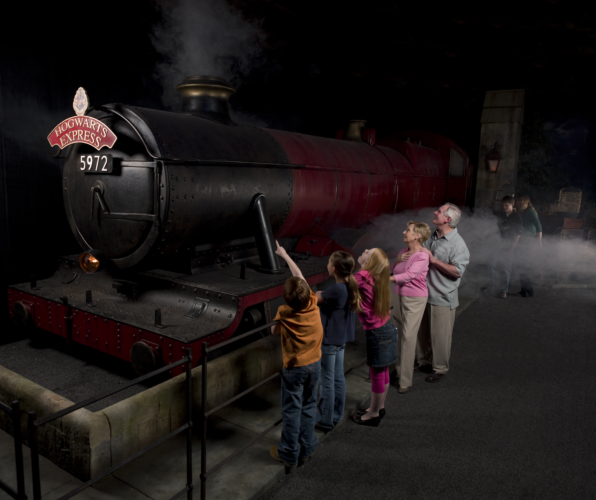 Hogwarts-Express-596x500.jpg